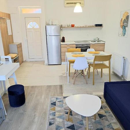 Arnyas Apartmanhaz Appartement Balatonlelle Buitenkant foto