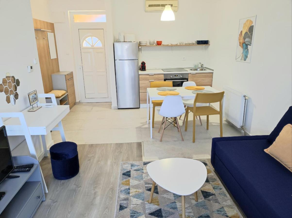 Arnyas Apartmanhaz Appartement Balatonlelle Buitenkant foto