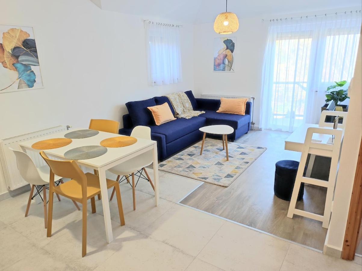 Arnyas Apartmanhaz Appartement Balatonlelle Buitenkant foto